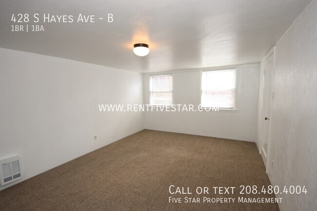 Building Photo - 428 S Hayes Ave