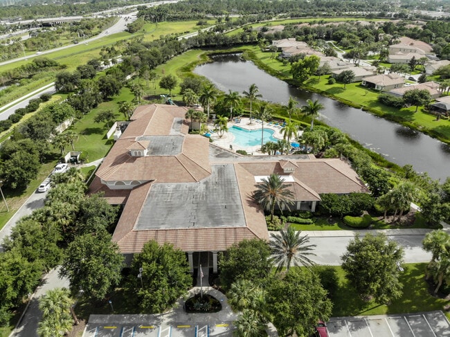 Building Photo - 8204 Kiawah Trce