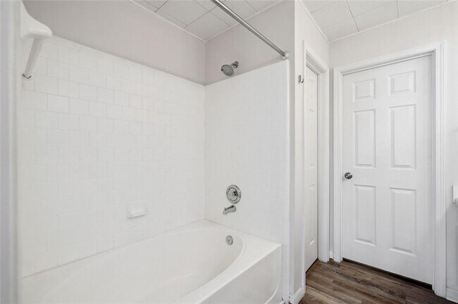 Building Photo - 1636 Heyford Cir NW