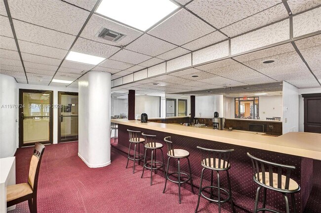 Building Photo - 3031 N Ocean Blvd