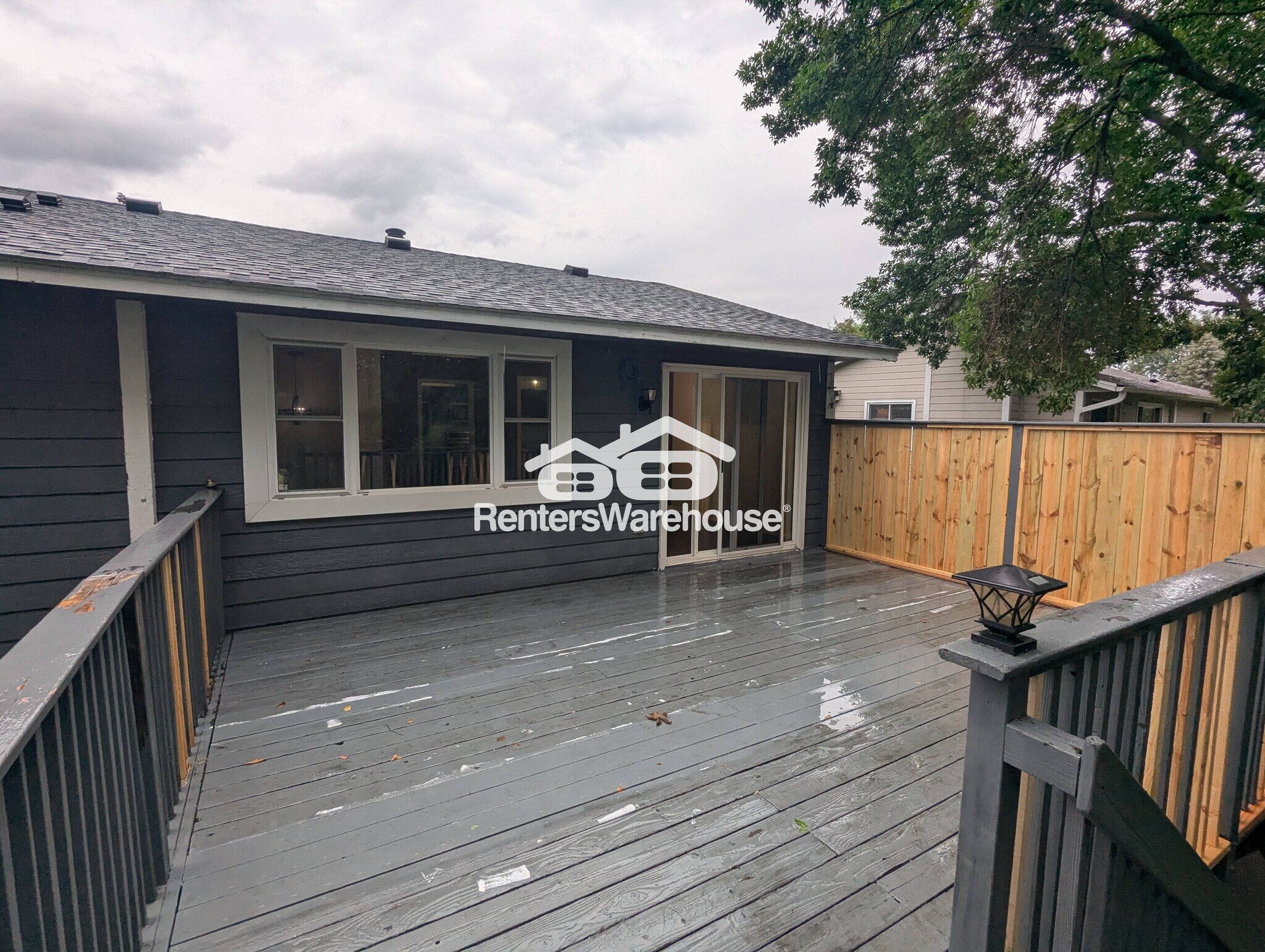 Building Photo - 1120 Westbury Cir