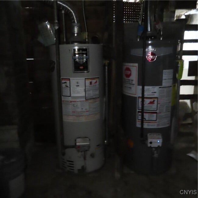 Building Photo - 540 Teall Ave