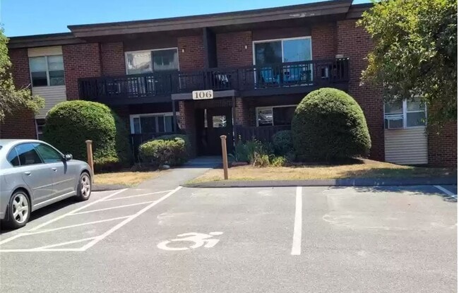 Building Photo - 106 Balance Rock Rd