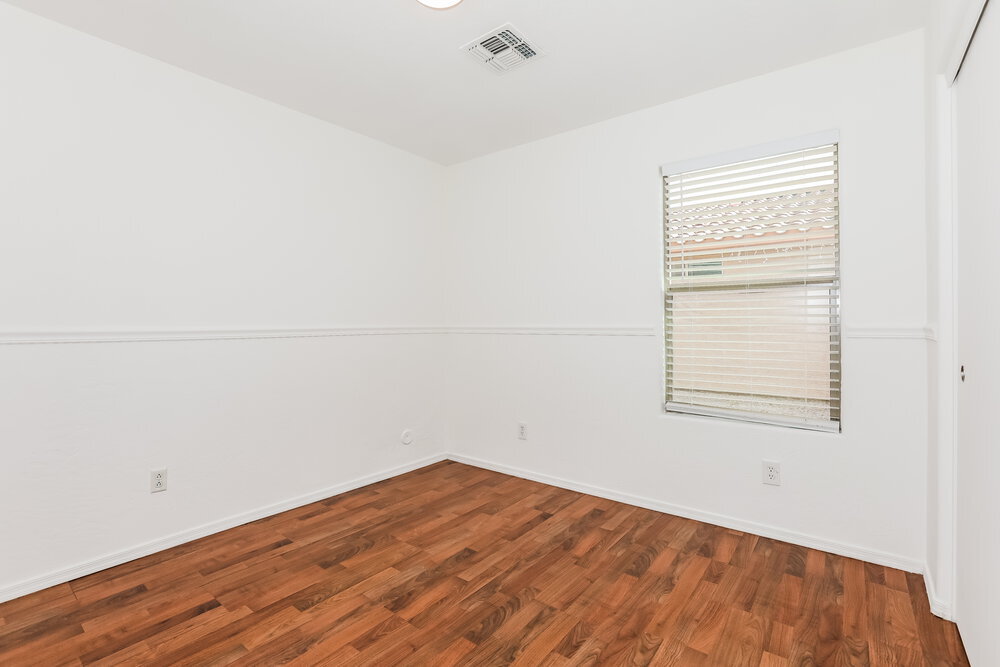 Building Photo - 286 W Santa Gertrudis Trl