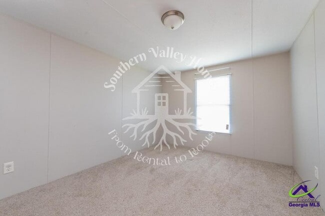 Building Photo - 349 Brighton Dr