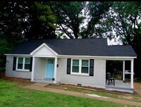 Building Photo - 2067 Blakewood Pl