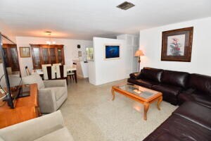 Building Photo - 509 NW 30th Ct