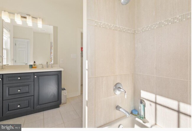 Building Photo - 100 Braebank Ln