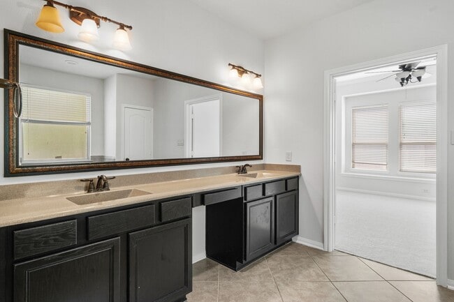 Building Photo - 8102 Little Scarlet St