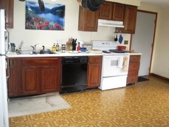 Building Photo - 33L