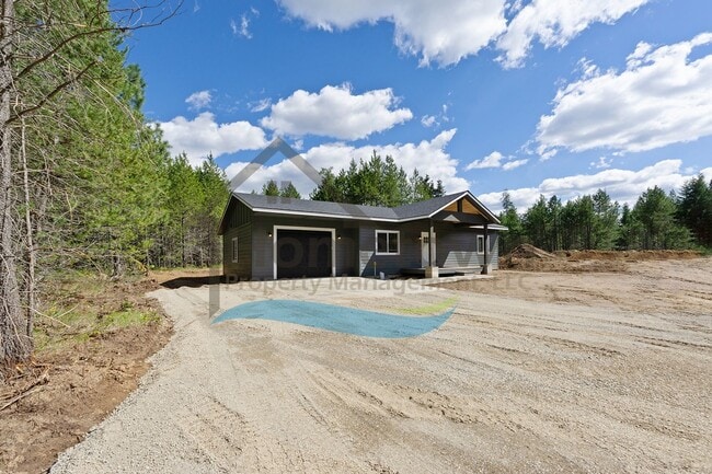 Building Photo - 130 Countryside Ln
