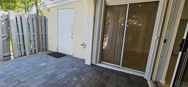 Building Photo - 1464 Springside Dr