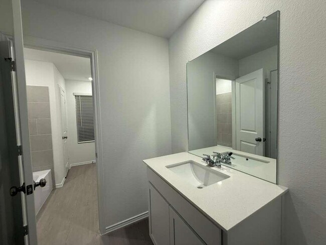Building Photo - 17702 Sage Thrasher Dr