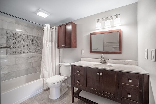 Building Photo - 102 Wingfoot Dr