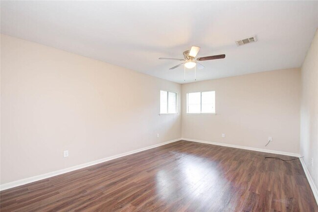 Building Photo - 3907 Postwood Dr