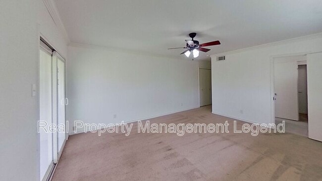 Building Photo - 3607 Stables Ln