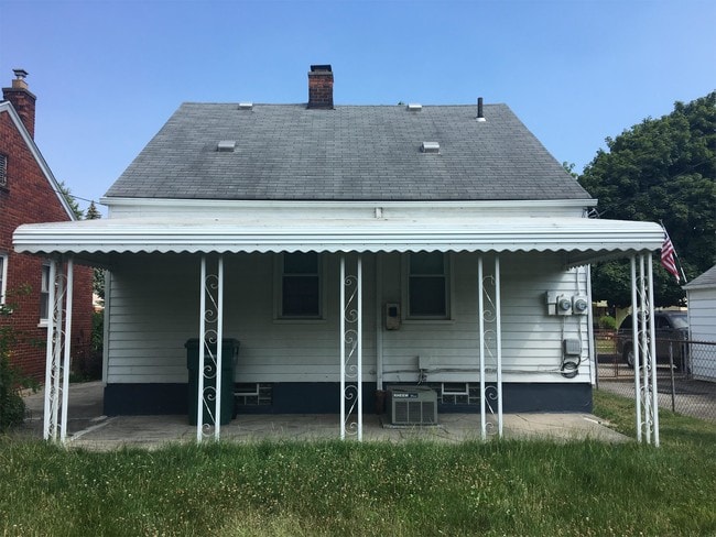 Building Photo - 1578 Washington Ave