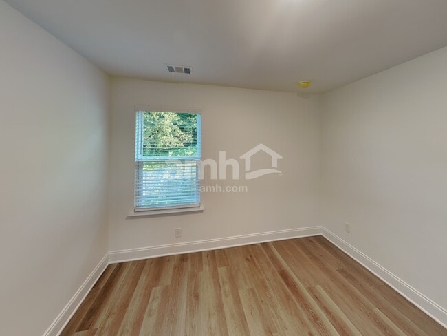 Building Photo - 210 Gershon Wy