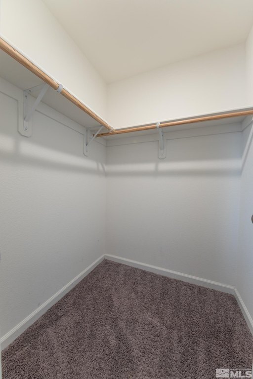 Building Photo - 698 Valmy Dr