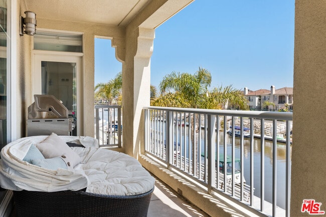 Building Photo - 4320 Tradewinds Dr