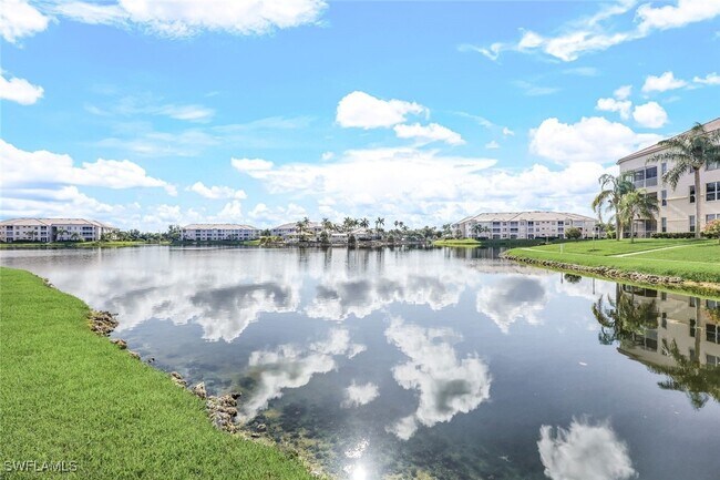 Building Photo - 9150 Southmont Cove