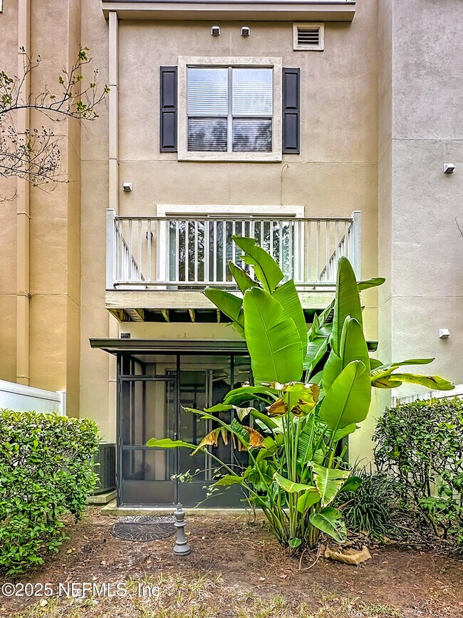 Building Photo - 4590 Capital Dome Dr