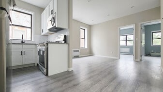 Building Photo - 1484 E 8th St