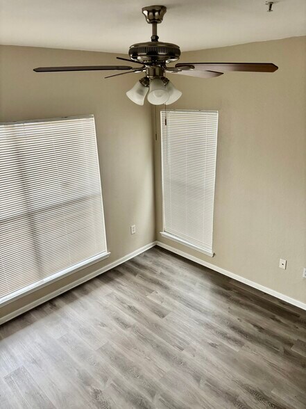 Building Photo - 1216 S Missouri Ave