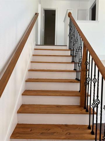 Building Photo - 314 S Stephanie St