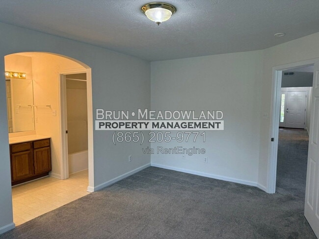 Building Photo - 1555 Ellery Ln