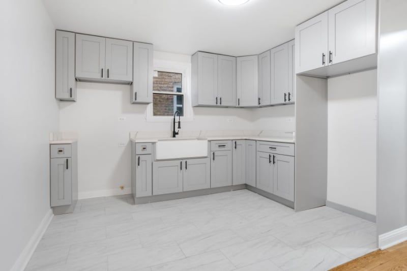 Building Photo - 6136 S Kildare Ave