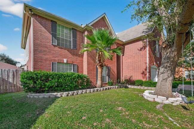 Building Photo - 16315 April Ridge Dr