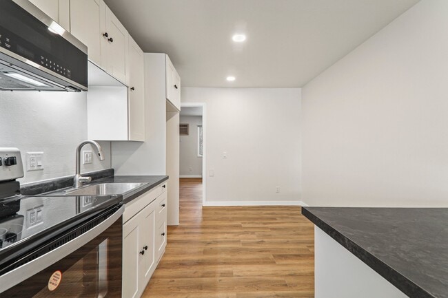 Building Photo - 881 Janesville St, Oregon, WI 53575
