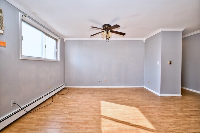 Building Photo - 9445 Kenton Ave