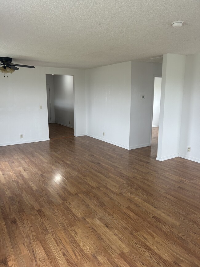 Building Photo - 11505 Table Rock Rd