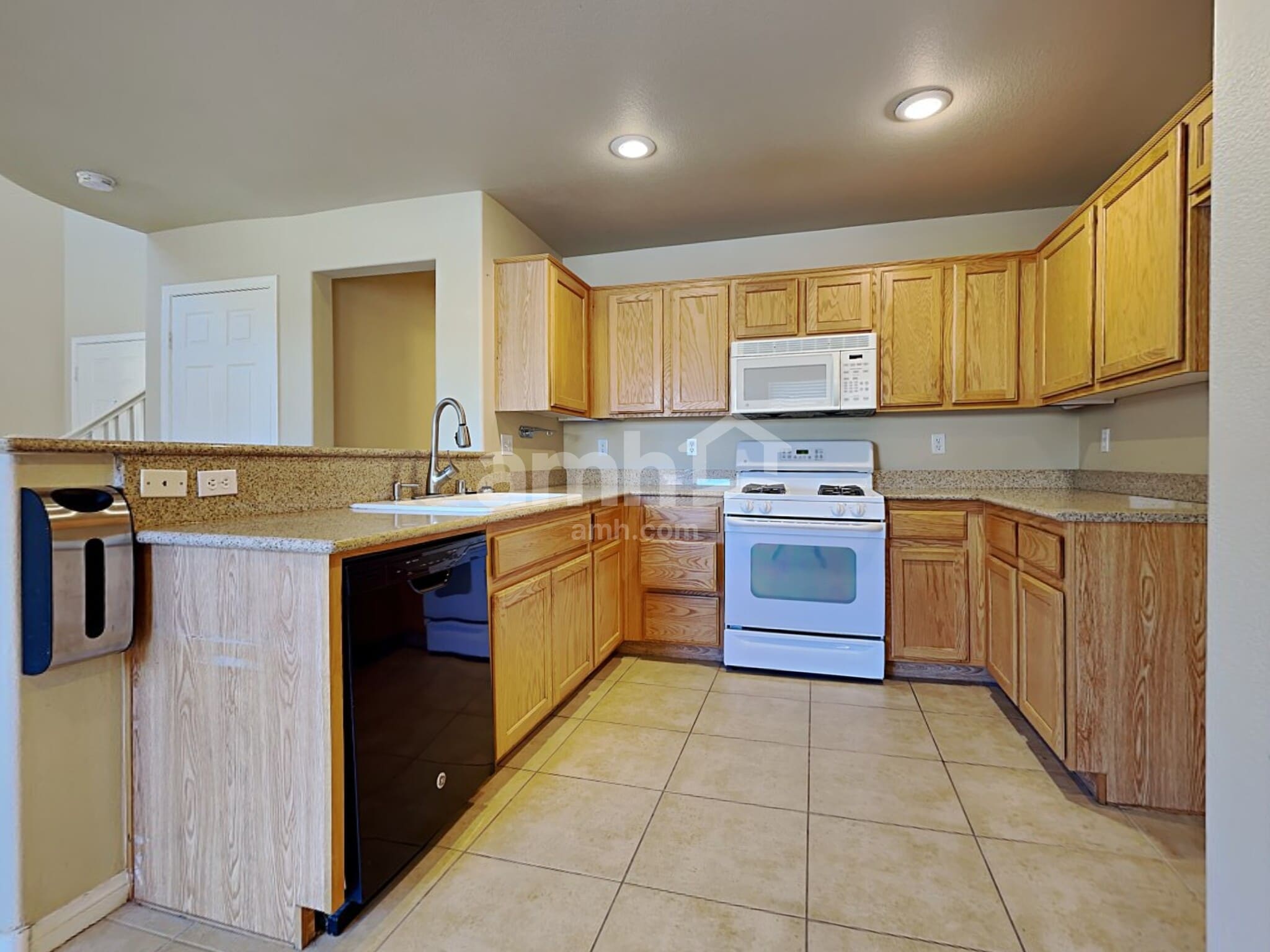Building Photo - 10427 Sweet Juliet St