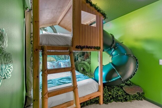 Building Photo - 221 Ballo Dr