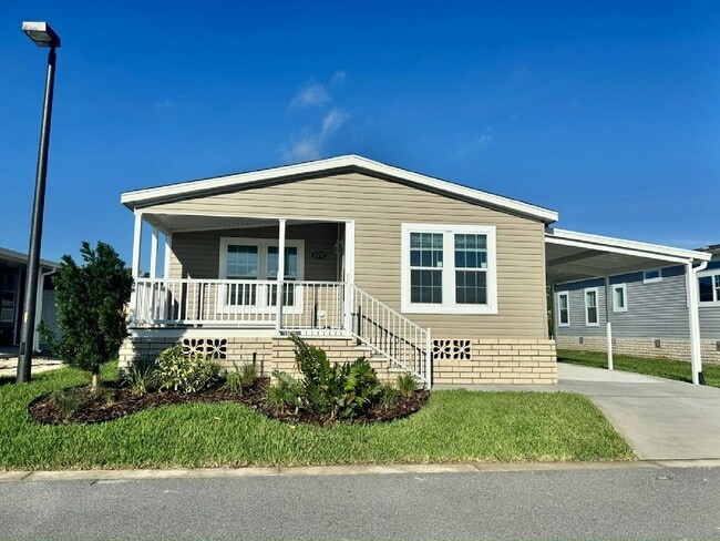 Primary Photo - 10792 SW 32nd Ave