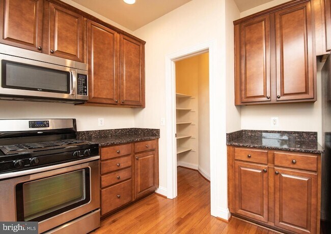 Building Photo - 22199 Falling Terrace