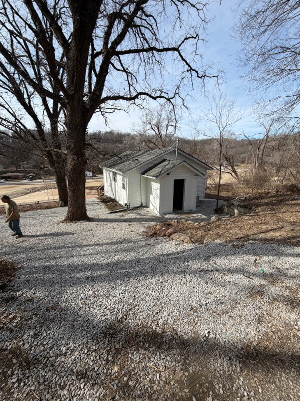 Building Photo - 625 N Main St