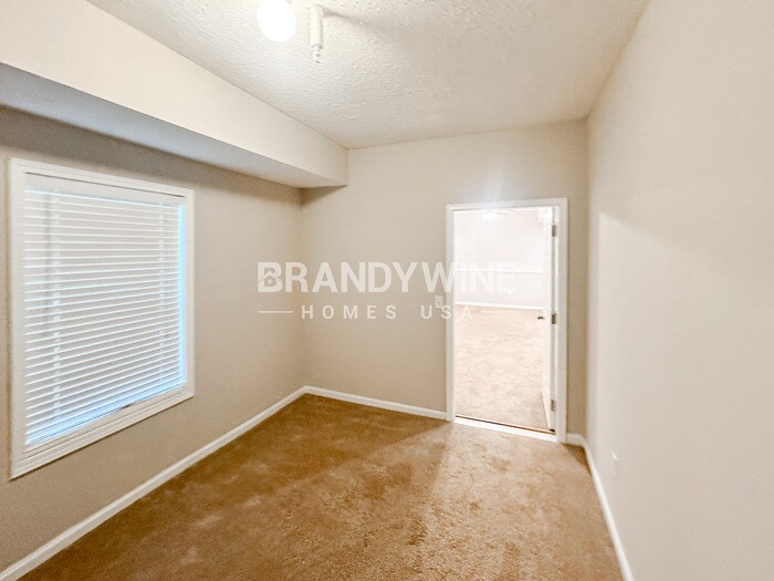 Building Photo - 1665 Harvest Hill