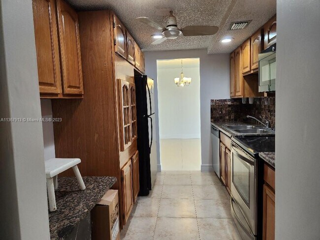 Building Photo - 3771 Environ Blvd