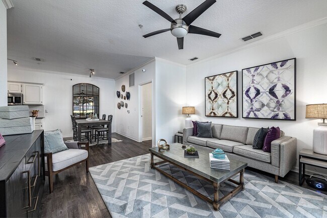 Building Photo - The Rexford at Waterford Lakes