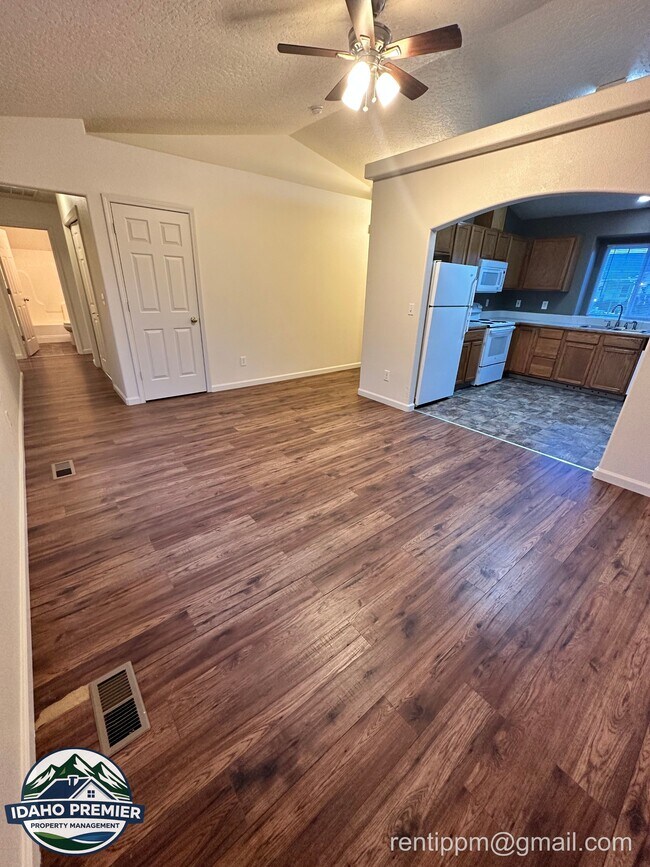 Building Photo - 10977 W Altair St