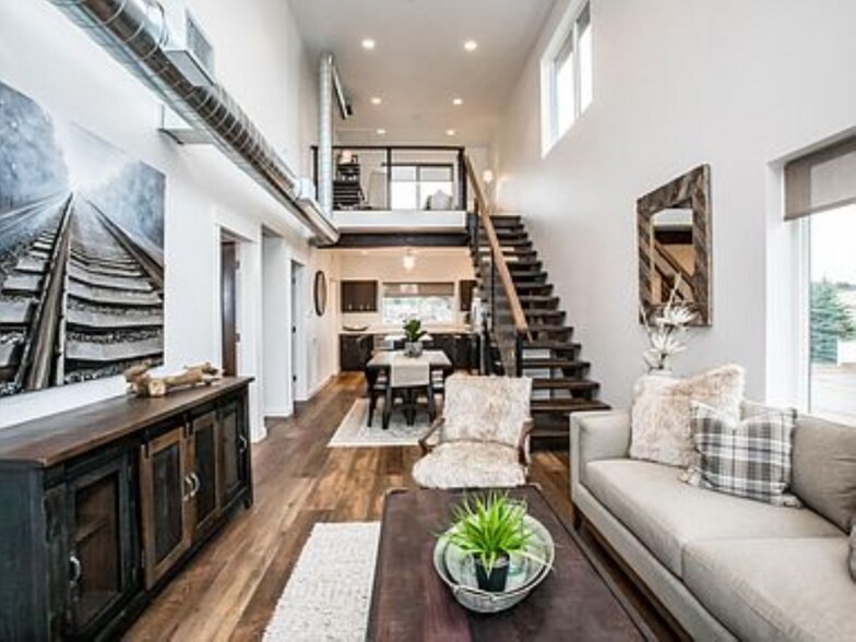 Building Photo - 264 Blackberry Loop