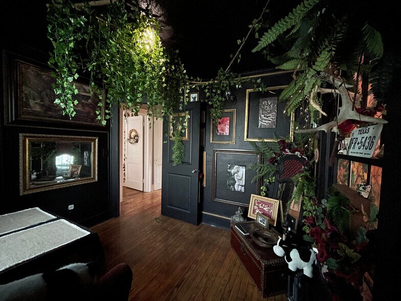 Building Photo - 1138 Lookout Ave NW