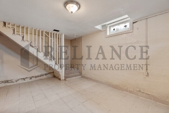 Building Photo - 5110 E Pawnee St