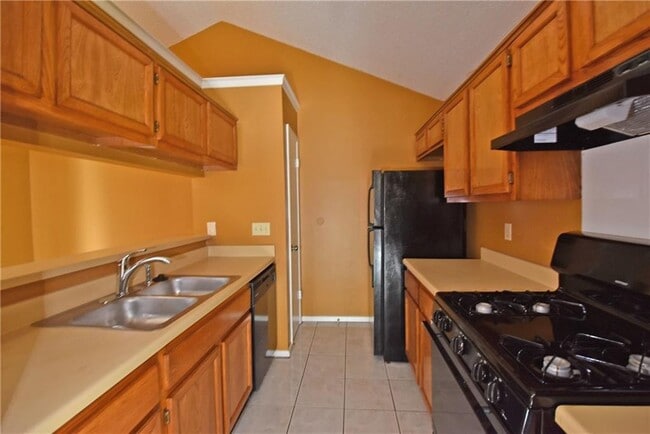 Building Photo - 12316 Dellrey Dr