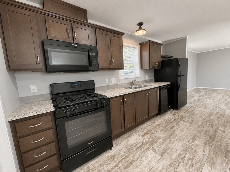 Building Photo - 11827 Cascade Cir