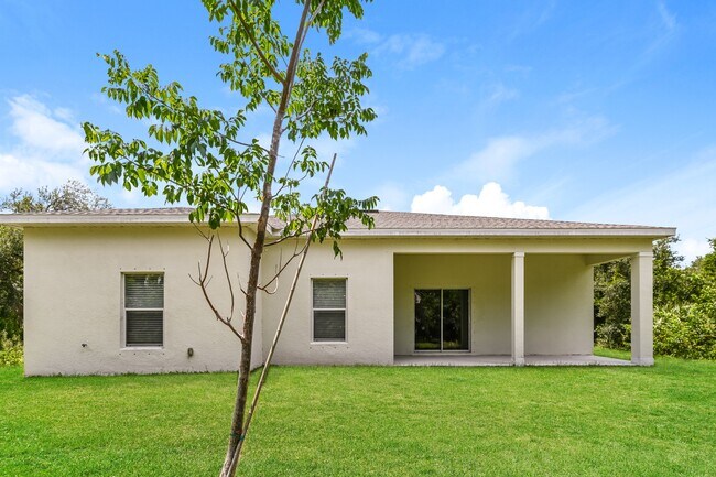 Building Photo - 1216 Eden Ave